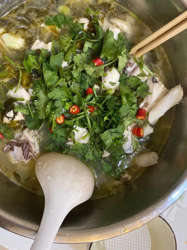 心理暗示:其实快乐很简单,只是你总是去盯着一些负面的事情