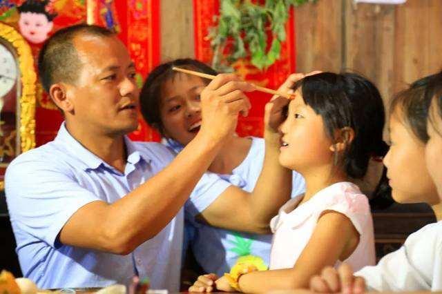 这四种性格的妈妈会毁了孩子一生，尤其是第三种，不是危言耸听