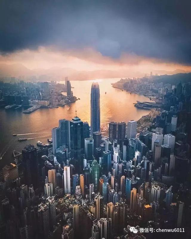 一个英国摄影师,竟拍出了最有神韵的中国,美到窒息