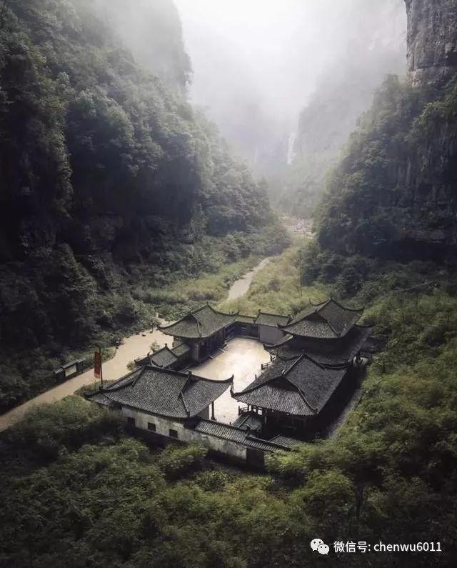 一个英国摄影师,竟拍出了最有神韵的中国,美到窒息